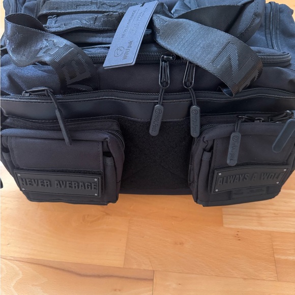 WolfPak Black Nightshade 20L Mini Duffle NEW NWT Fast Ship - Picture 11 of 11